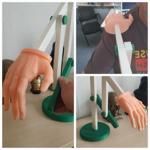 2026-04-22 self praise machine.jpg